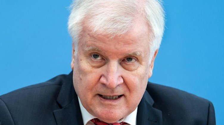 Horst Seehofer (CSU), Bundesminister für Inneres. Foto: Bernd von Jutrczenka/dpa Pool/dpa/Archivbild