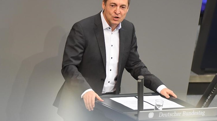 Torsten Herbst (FDP) spricht. Foto: Sonja Wurtscheid/dpa/Archivbild