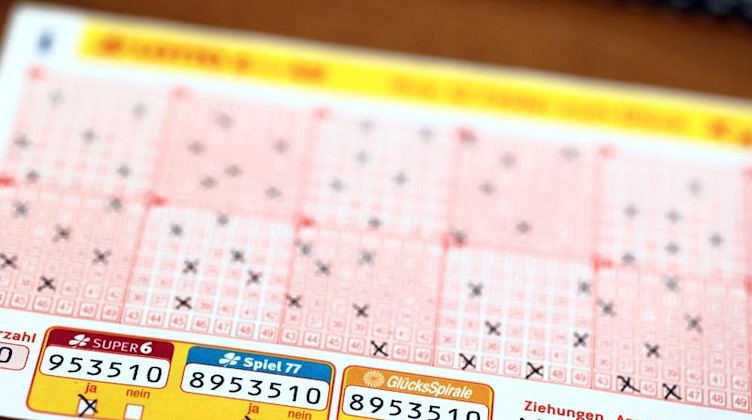Ein Lotto-Tipp. Foto: (c) Sarah Rohlmann/WestLotto/obs