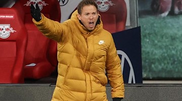 Leipzigs Trainer Julian Nagelsmann gestikuliert. Foto: Jan Woitas/dpa-Zentralbild/dpa
