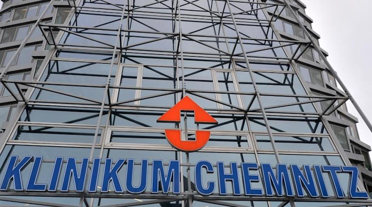 Blick auf das Klinikums Chemnitz. Foto: Hendrik Schmidt/dpa-Zentralbild/dpa
