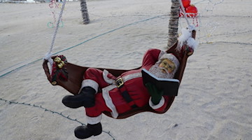 Symbolbild Weihnachten am Strand / pixabay