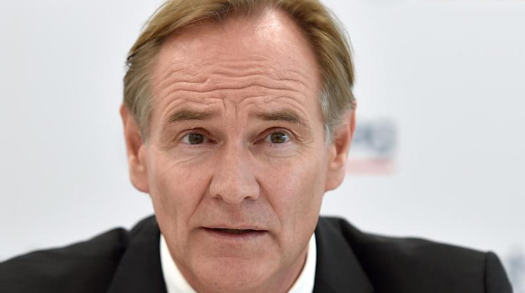 Burkhard Jung (SPD), Oberbürgermeister der Stadt Leipzig. Foto: Caroline Seidel/dpa/Archivbild
