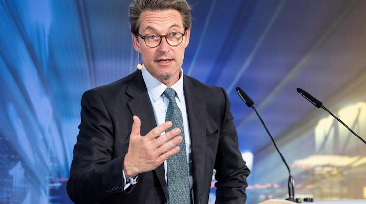 Andreas Scheuer (CSU), Bundesverkehrsminister in Sachsen. Foto: Matthias Balk/dpa