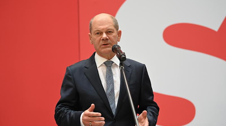 Olaf Scholz, Kanzlerkandidat der SPD, spricht. Foto: Britta Pedersen/dpa