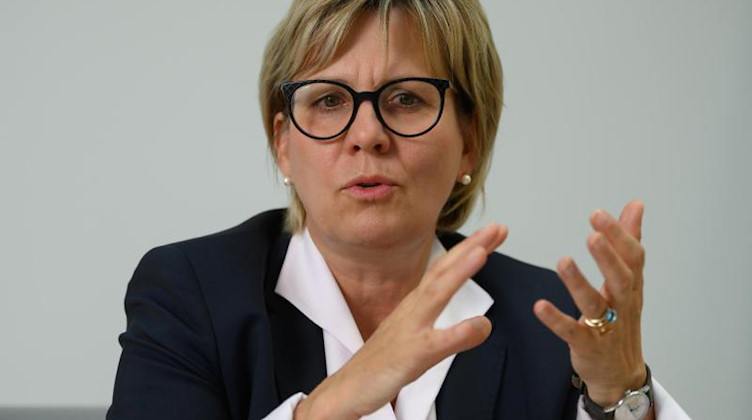 Barbara Klepsch (CDU) spricht. Foto: Robert Michael/dpa-Zentralbild/dpa/Archivbild