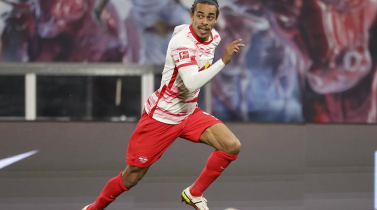 Leipzigs Spieler Yussuf Poulsen am Ball. Foto: Jan Woitas/dpa-Zentralbild/dpa/Archiv