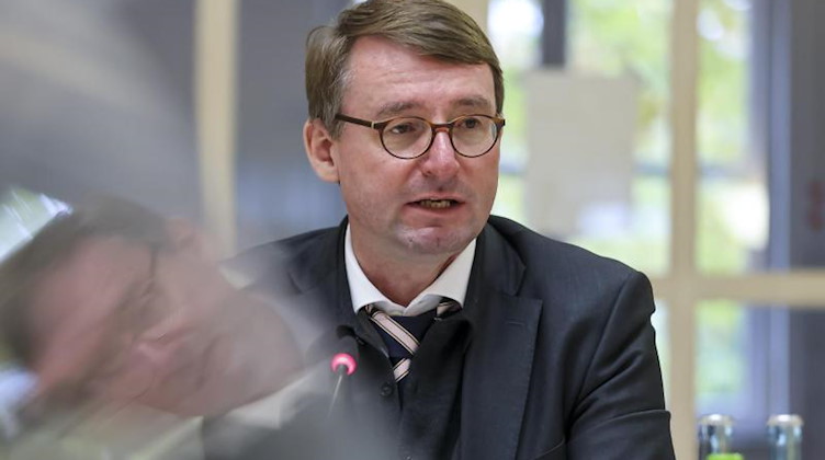 Roland Wöller (CDU), Innenminister von Sachsen, spricht. Foto: Jan Woitas/dpa-Zentralbild/dpa