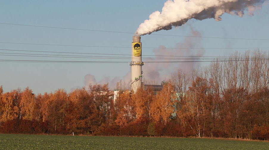 Das Braunkohlekraftwerk Deuben geht vom Netz. / Foto: Bodo Schackow/dpa-Zentralbild/dpa/Archivbild