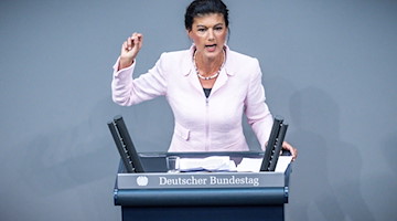 Sahra Wagenknecht  spricht in der Debatte zum Etat Wirtschaft und Klimaschutz. / Foto: Michael Kappeler/dpa