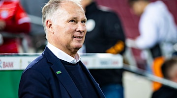 Augsburgs Sportdirektor Stefan Reuter. / Foto: Tom Weller/Deutsche Presse-Agentur GmbH/dpa/Archivbild