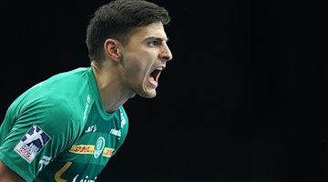 Lucas Krzikalla vom SC DHfK Leipzig. / Foto: Ronny Hartmann/dpa-Zentralbild/dpa/Archivbild