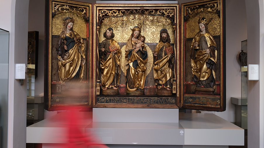 Der Vielauer Altar von 1514 ist in die Dauerausstellung der Kunstsammlungen Zwickau zurückgekehrt. / Foto: Sebastian Willnow/dpa