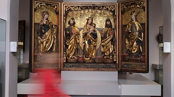 Der Vielauer Altar von 1514 ist in die Dauerausstellung der Kunstsammlungen Zwickau zurückgekehrt. / Foto: Sebastian Willnow/dpa