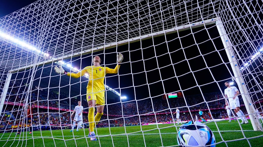 Norwegens Torhüter Orjan Nyland reagiert nach dem zweiten Tor. / Foto: Manu Fernandez/AP/dpa