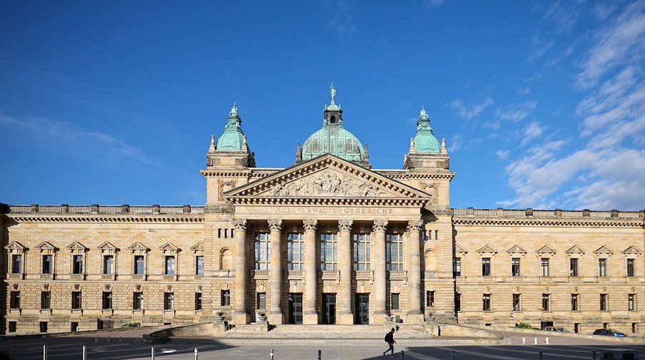 Blick auf das Bundesverwaltungsgericht Leipzig am Simsonplatz. / Foto: Jan Woitas/dpa