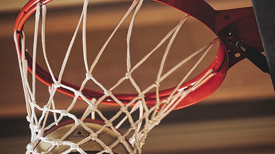 Symbolbild Basketball / pixabay daschorsch