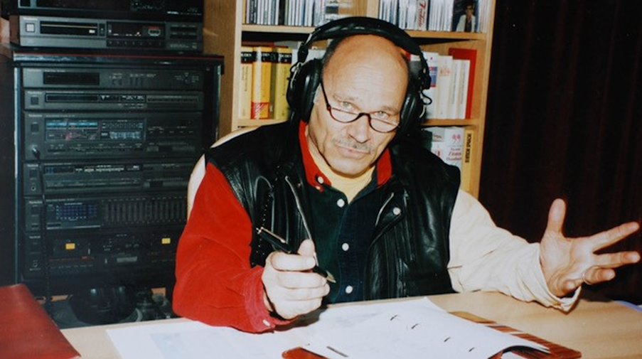 Der zu DDR-Zeiten bekannt gewordene Liedtexter Dieter Schneider ist gestorben. / Foto: Manfred Gössinger/privat/dpa/Archivbild