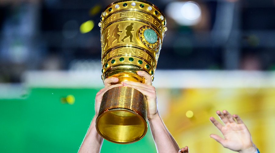 The last two first-round matches in the DFB Cup will also be broadcast by ZDF and ARD. / Photo: Tom Weller/dpa/archive image