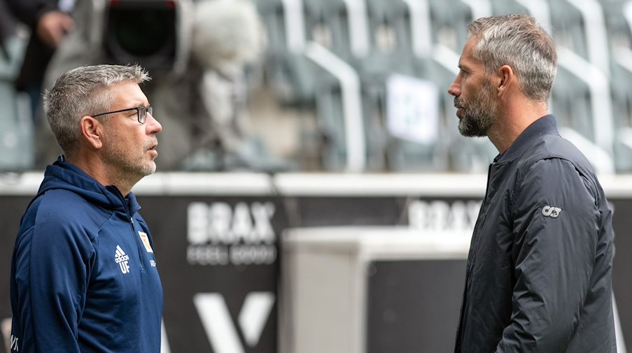 Coach Marco Rose (r) and coach Urs Fischer of Union face each other / Photo: Bernd Thissen/dpa/Archivbild
