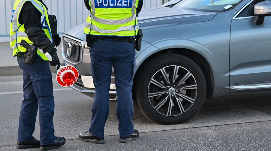 The German Federal Police have started permanent controls at the German-Polish border crossing Stadtbrücke between Frankfurt (Oder) and Slubice. / Photo: Patrick Pleul/dpa