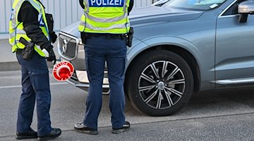 Федеральна поліція розпочала постійний контроль на німецько-польському прикордонному переході Штадтбрюкке між Франкфуртом-на-Одері та Слубіце. / Фото: Patrick Pleul/dpa
