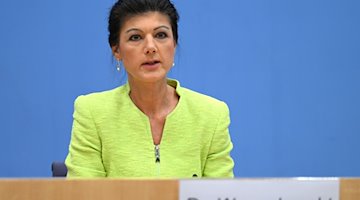Sahra Wagenknecht speaks during the press conference on the founding of the association "Alliance Sahra Wagenknecht - For Reason and Justice." / Photo: Soeren Stache/dpa