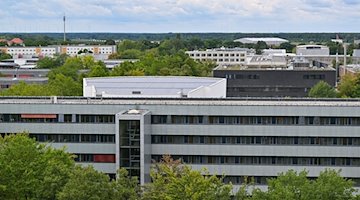 Blick über den Campus mit mehreren Gebäuden der Technischen Universität Cottbus-Senftenberg. / Foto: Patrick Pleul/dpa
