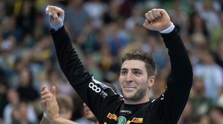 Leipzig goalkeeper Domenico Ebner puts in an outstanding performance in the home win against Stuttgart. / Photo: Hendrik Schmidt/dpa/Archivbild