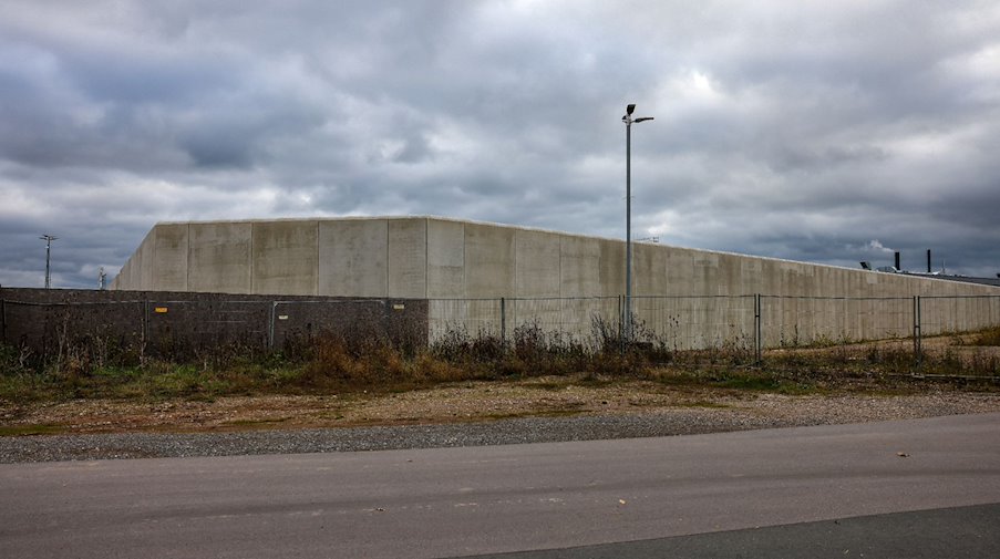 View of the construction site of the joint prison of Saxony and Thuringia. / Photo: Jan Woitas/dpa