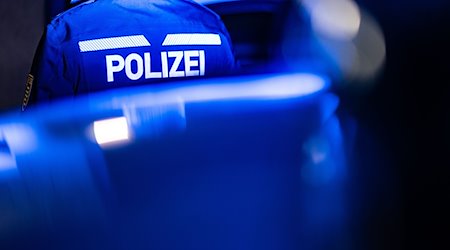 Die Polizei hat in Leipzig drei mutmaßliche Drogendealer festgenommen. / Foto: Robert Michael/dpa/Symbolbild