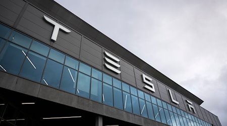 Die Tesla-Fabrik in Grünheide. / Foto: Christophe Gateau/dpa