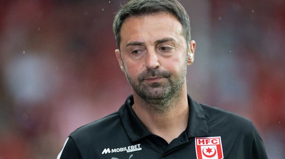 Halles Trainer Sreto Ristic. Gegen 1860 München kassierte der HFC eine weitere Niederlage. / Foto: Hendrik Schmidt/dpa