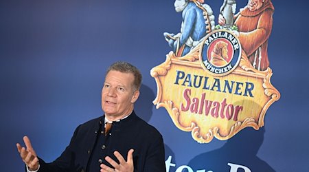 Paulaner Managing Director Andreas Steinfatt speaks at the press conference for the 2024 Salvator tasting at Nockherberg / Photo: Angelika Warmuth/dpa