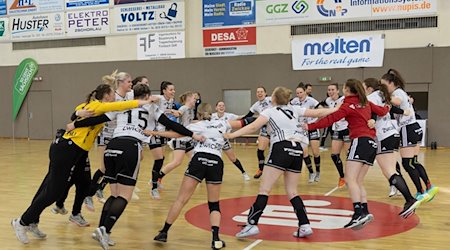 The BSV Sachsen Zwickau women's handball team has managed to escape from the drop in the battle to stay in the league. / Photo: Marko Unger/dpa-Zentralbild/dpa/Archivbild