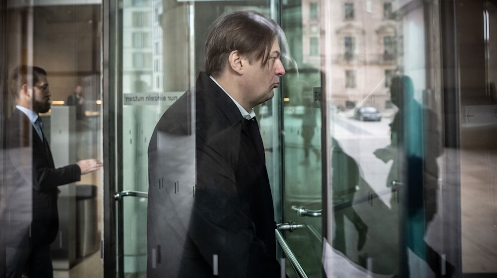 Maximilian Krah after a meeting with the AfD parliamentary group leaders in Berlin / Photo: Michael Kappeler/dpa