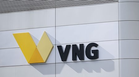 Blick auf die Zentrale der VNG AG in Leipzig. / Foto: Hendrik Schmidt/dpa