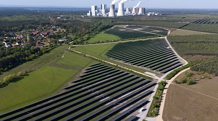 Leag nimmt Photovoltaikpark in Boxberg in Betrieb