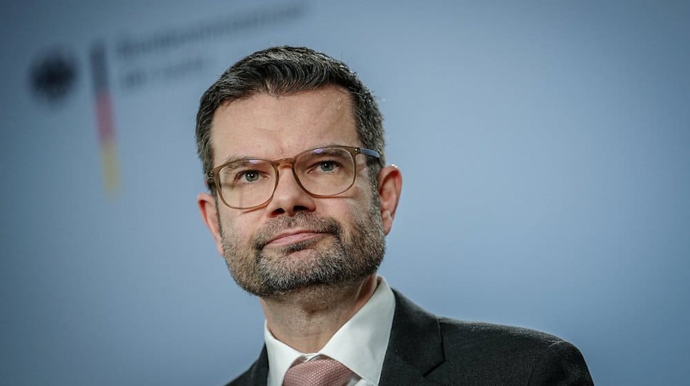 Marco Buschmann (FDP), Federal Minister of Justice, gives a press statement on the reform of § 184b StGB and the directive on violence against women in his ministry / Photo: Kay Nietfeld/dpa
