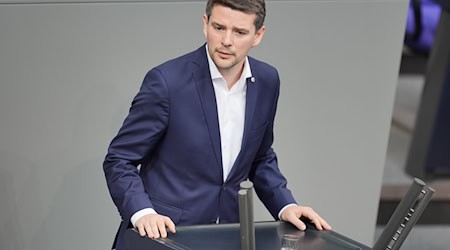 Marcus Faber (FDP) spricht in der Debatte zur deutschen Außen- und Sicherheitspolitik im Bundestag / Foto: Michael Kappeler/dpa