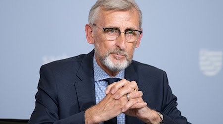 Armin Schuster, Minister of the Interior of Saxony / Photo: Sebastian Kahnert/dpa