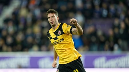 Robin Meißner brachte Dynamo gegen Viktoria Berlin früh in Führung. / Foto: Robert Michael/dpa/ZB