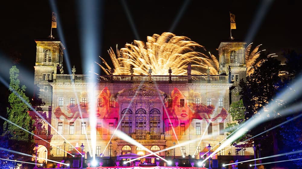 Dresden: The 14th Dresden Castle Night took place in fantastic weather and under a full moon. Current photo / Photo: Sebastian Kahnert/dpa