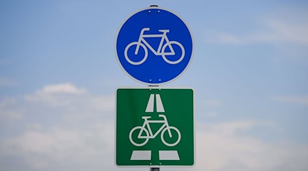 A diferencia de otros estados federados, como Sajonia-Anhalt, en Sajonia es mucho más fácil construir proyectos a gran escala, como las autopistas ciclistas intermunicipales. / Foto: Arne Dedert/dpa