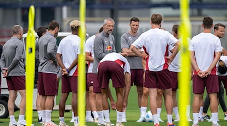 Trainer Marco Rose wird mit seinem Team von RB Leipzig eine Woche in den USA arbeiten. / Foto: Hendrik Schmidt/dpa