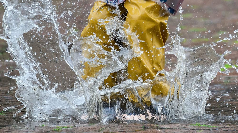 Zum Wochenende gibt es ähnlich wechselhaftes Wetter, wenn auch etwas wärmer. (Symbolbild) / Foto: Robert Michael/dpa