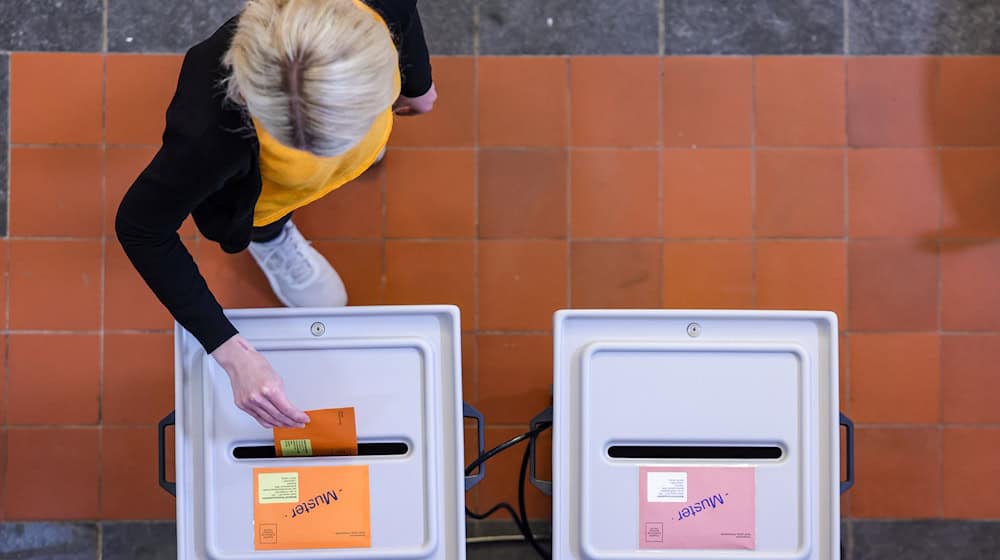 Auch zur Landtagswahl zeichnet sich wieder ein großes Interesse für die Briefwahl ab. (Archivbild) / Foto: Jan Woitas/dpa