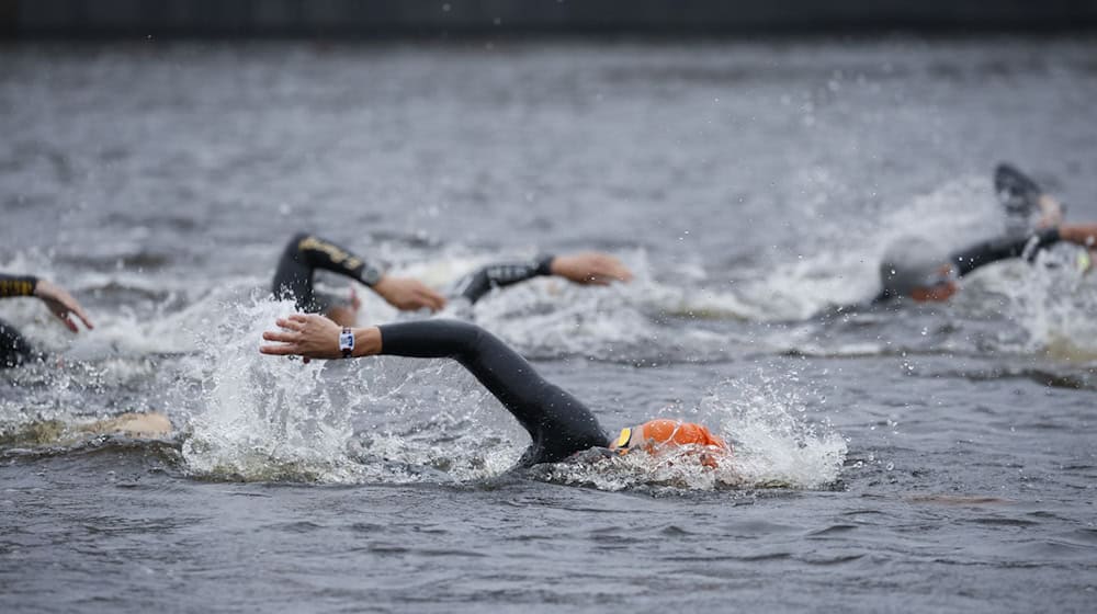 En Tallin, los atletas cubrieron la mitad de la distancia del Ironman / Foto: Ingo Kutsche/dpa