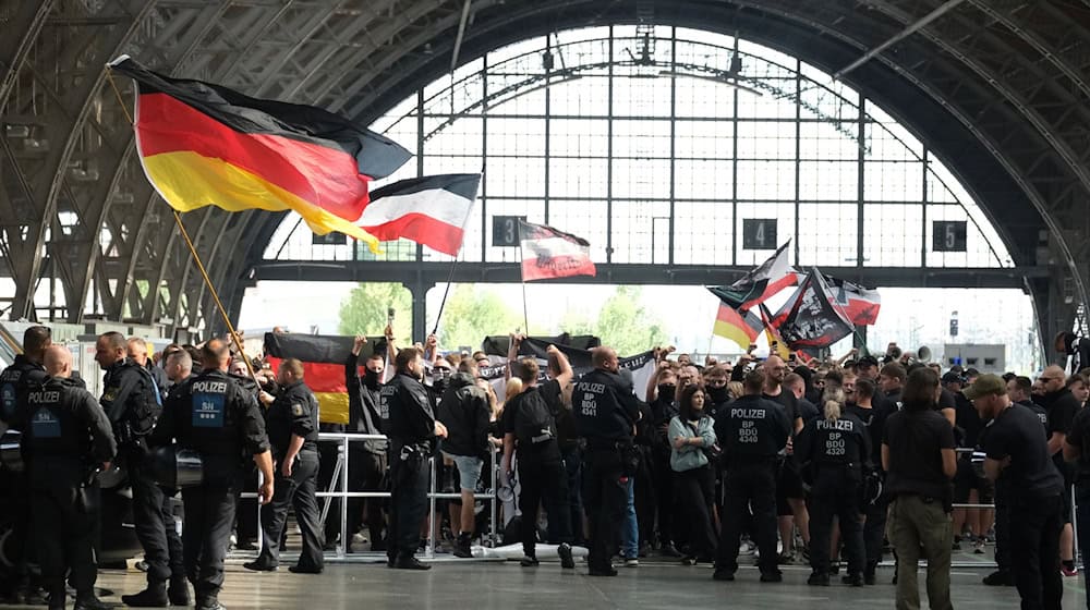 Participants in a right-wing extremist demonstration against CSD Leipzig / Photo: Sebastian Willnow/dpa