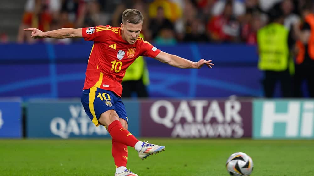 FC Barcelona a Dani Olmo matej so ertnje dojednać. / Foto: Robert Michael/dpa